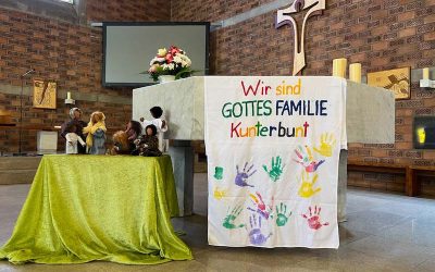 Neues Altartuch der Kinderkirche